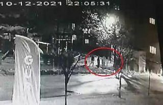 (Özel) Bursa’da şaka yaparken arkadaşını alev...
