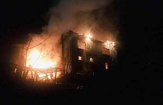 (ÖZEL) Eşini alevlerden kurtardı kendi yanarak...