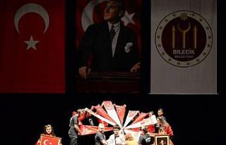 Özel gereksinimli çocuklar ayakta alkışlandı