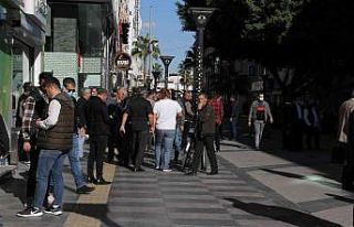 (Özel) Mersinliler aşıya güvenip rehavete kapıldı,...