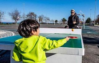 Parkların yeni gözdesi: Masa tenisi