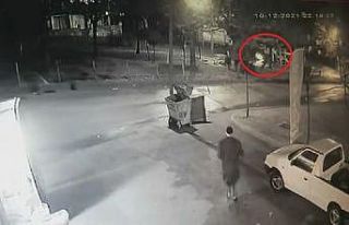 Parkta dezenfektanla ateşe verilen genç kurtarılamadı