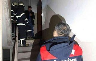 Patlayan fırınlı ocak yangına neden oldu