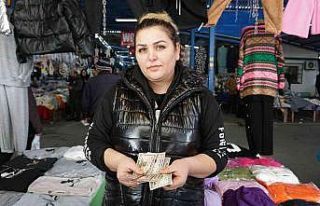 Pazar esnafına Bulgar turistten sahte dolar şoku