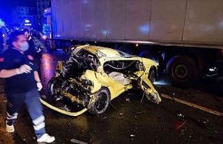 Pendik’te katliam gibi kaza: Otomobilden fırladı,...