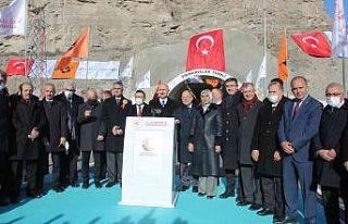 Pirinkayalar tüneli açıldı