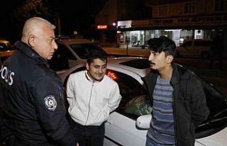 Polisten 20 kilometre kaçan sürücü, yasal sınırın...