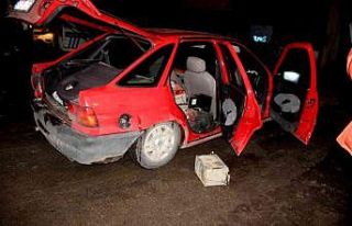 Polisten kaçan araç akü fışkırdı