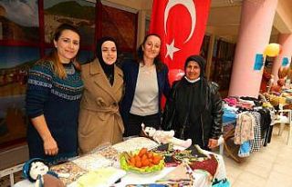 Posof’lu hanımlar el emeklerini sergiledi