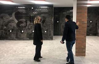 Prof. Dr. Çakar, okuldaki tadilat çalışmalarını...