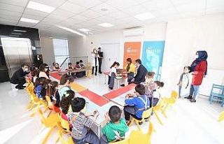 Pursaklar Belediyesi Nezaket Okulu’nda toprak sanatla...