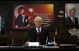 Rektör Nihat Hatipoğlu’ndan 25 Aralık mesajı