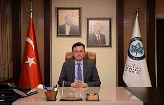 Rektör Şenocak’tan 5 Aralık mesajı