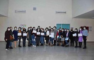 Sağlık personeline yönelik ’Temel Yenidoğan...