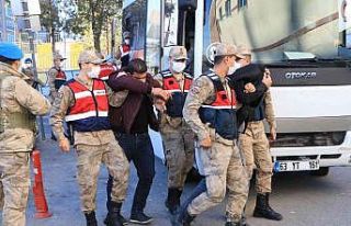 Sahte belgelerle dolandırıcılık yapan 5 Kişiye...