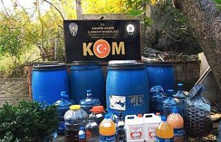Sakarya’da 855 litre el yapımı içki ele geçirildi