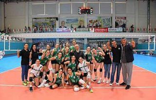 Salihli filede 5. sette kazandı