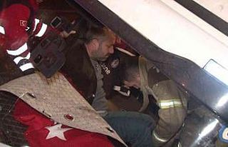 Sancaktepe’de 17 ton oksijen yüklü tanker dereye...
