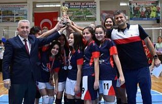 SANKO Okulları kız voleybol takımı il ikincisi...