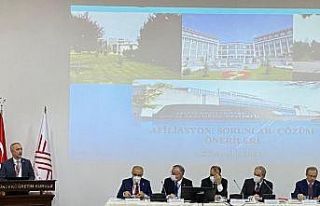 SAÜ Rektörü Savaşan, YÖK Çalıştayına katıldı