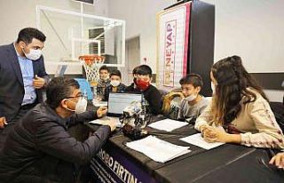 Şehitkamil’deki bilim şenliği umutlandırdı