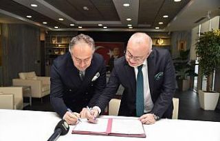 Selendi’ye çok amaçlı etkinlik salonu için imzalar...