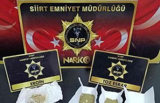 Siirt’te metruk binadaki şahsın üzerinden eroin...
