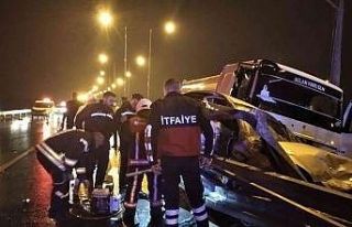 Siirt’te su tankeri ile otomobil çarpıştı: 6...