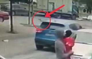 Silahlı saldırıda ilginç detay, kimisi kaçtı,...