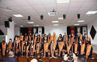 Sinop’ta akademik yükselme ve biniş giydirme töreni