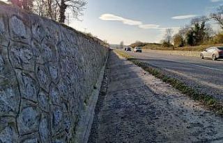 Sinop’ta istinat duvarındaki çatlak, tehlike saçıyor