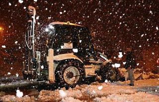 Sinop’ta karla mücadele timleri teyakkuza geçti