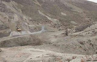 Sivas Çamlıca Göleti’nde çalışmalar devam...