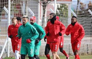 Sivasspor, Çaykur Rizespor maçının taktiğini...