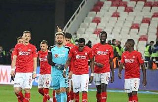 Sivasspor kalesini gole kapattı