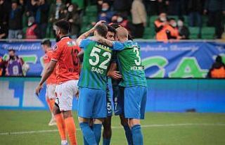 Spor Toto Süper Lig: Çaykur Rizespor: 1 - Yeni Malatyaspor:...