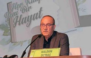 Spor yorumcusu Haldun Domaç, Kitap Fuarı’nda okurlarıyla...