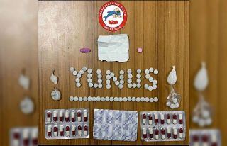 Şüphe üzerine durdurulan araçta çok miktarda...