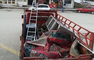 Tadilata alınan okulu soyan şahıslar yakayı ele...