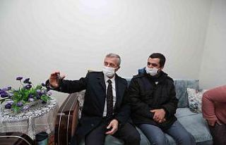 Tahmazoğlu aile ziyaretlerini sürdürüyor