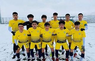 Talasgücü Belediyespor U18  farklı kazandı