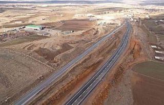 Talas’ta yollar bakımlı, güvenli ve konforlu