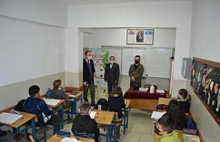 Tamer Kırbaç, öğrencilerle sohbet etti