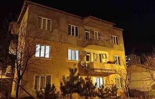 Tamirat için çıktığı çatıdan düşerek ağır...