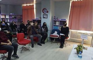 Tarihçi Adıgüzel, soykırım yalanını anlattı