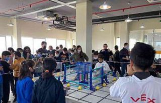 Tarsus Bilim Atölyesi öğrencileri, Robotik Yarışmasında...