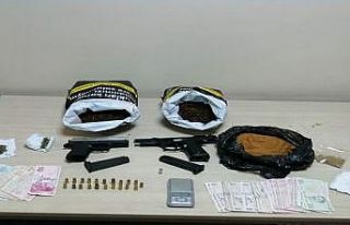 Tarsus’ta uyuşturucu operasyonu; 10 gözaltı