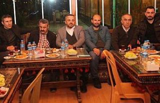 Taşova’da başkan adayları seçim yarışına...