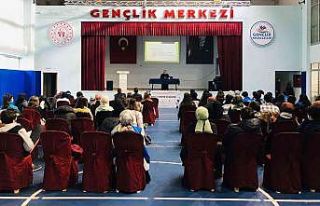 Tecrübeli isimler gençlerle buluştu