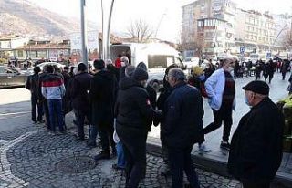 Tokat’ta, ücretsiz balık kuyruğu